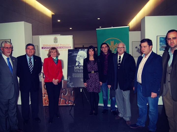 LA REVISTA BARCAROLA ENTREGÓ LOS PREMIOS DE SU XXIX CERTAMEN INTERNACIONAL DE POESÍA Y CUENTO